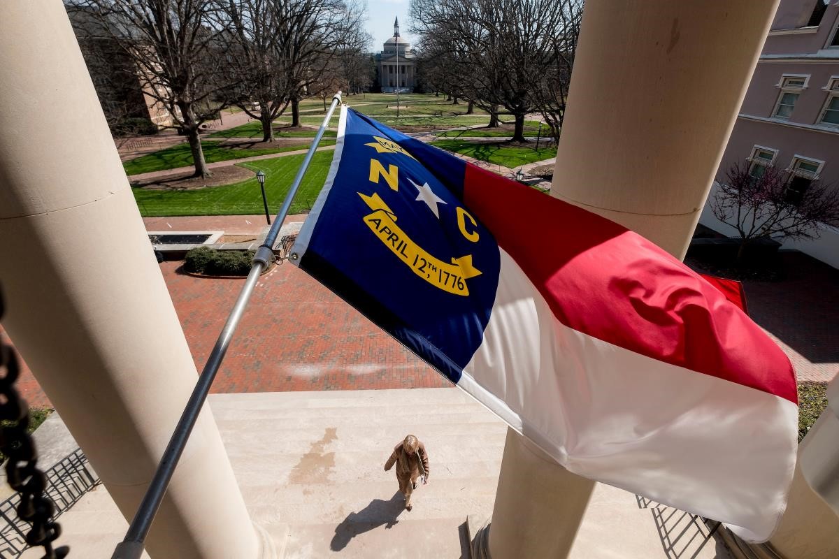 unc-south-building-nc-flag